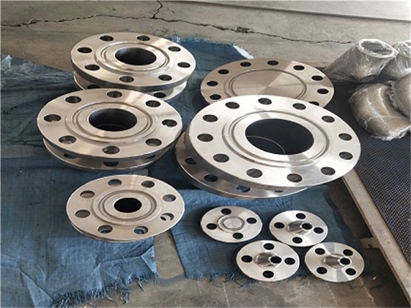 法蘭有頸平焊和頸對焊(hàn)的區別